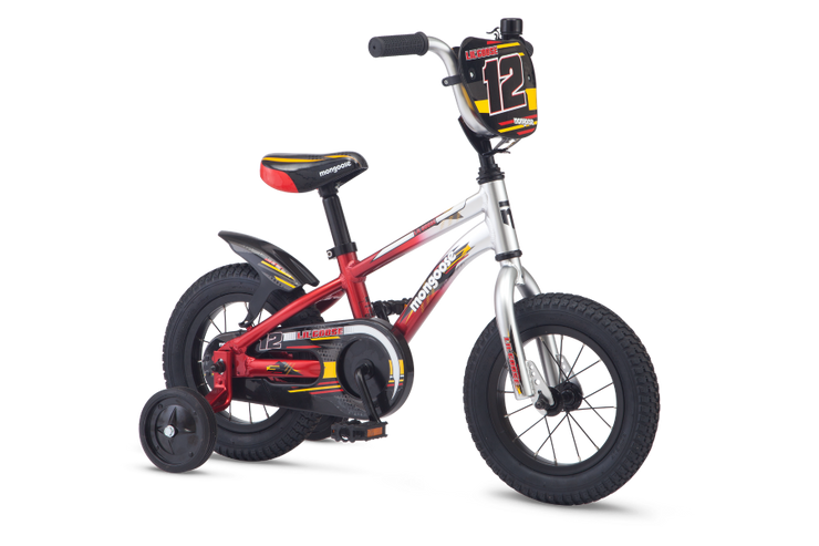 Mongoose bike discount with training wheels
